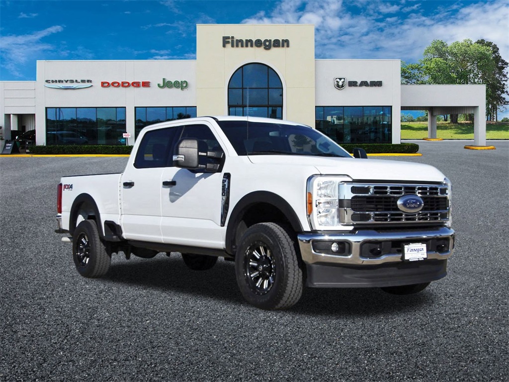 2023 Ford F-250 Super Duty XLT's photo