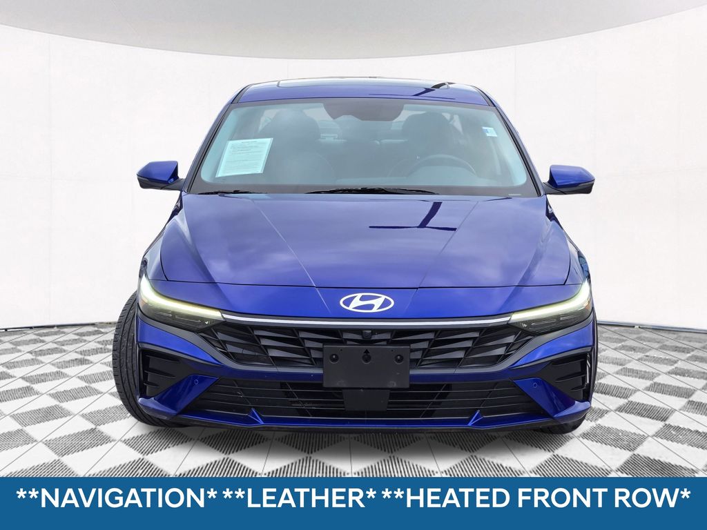 2024 Hyundai Elantra Limited photo 2