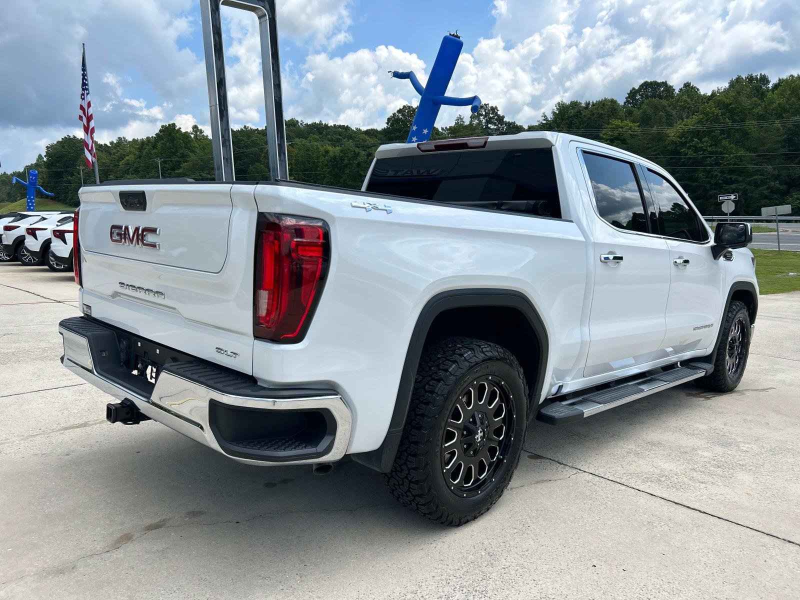 2023 Gmc Sierra 1500 SLT photo 2