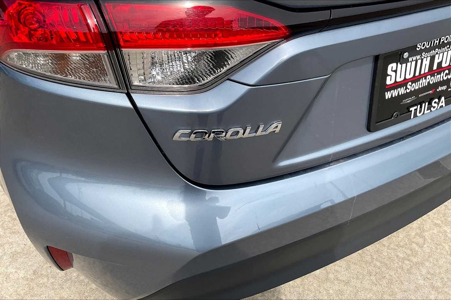 2024 Toyota Corolla LE photo 28