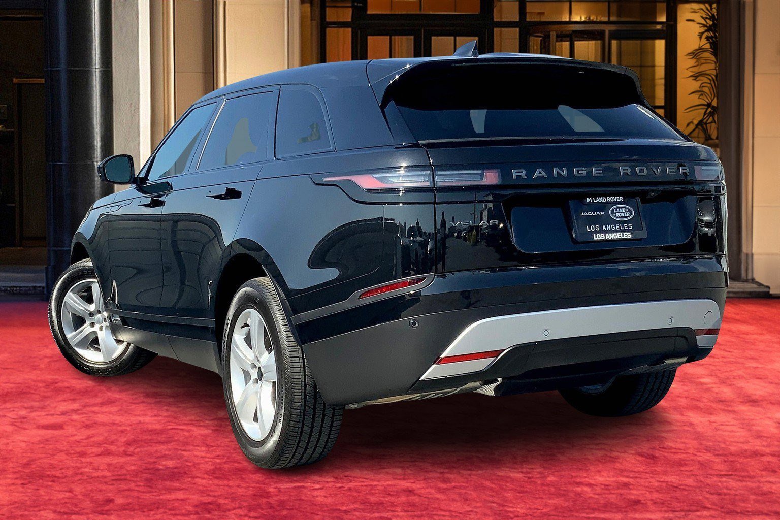 2025 Land Rover Range Rover Velar S photo 8