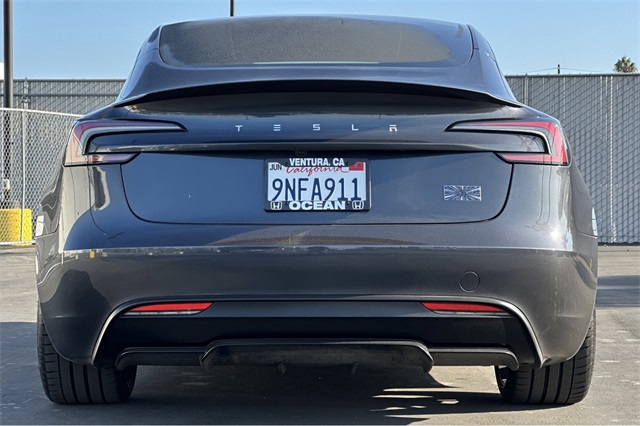 2024 Tesla Model 3 Performance photo 6