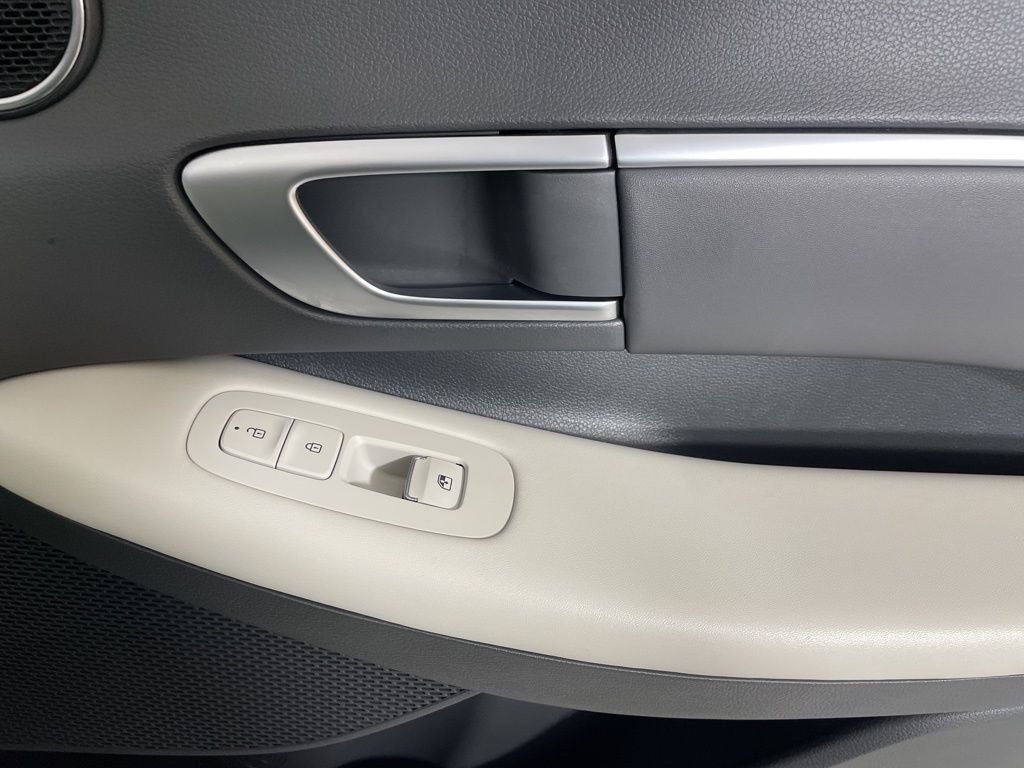 2024 Hyundai Sonata SEL Convenience photo 12