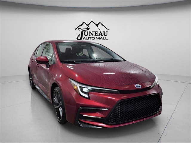 2024 Toyota Corolla LE photo 3