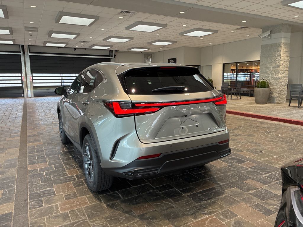 2025 Lexus NX 350 Premium AWD photo 3