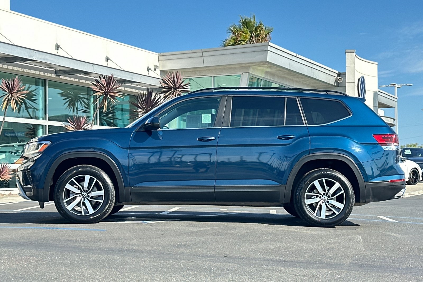 2022 Volkswagen Atlas SE photo 7