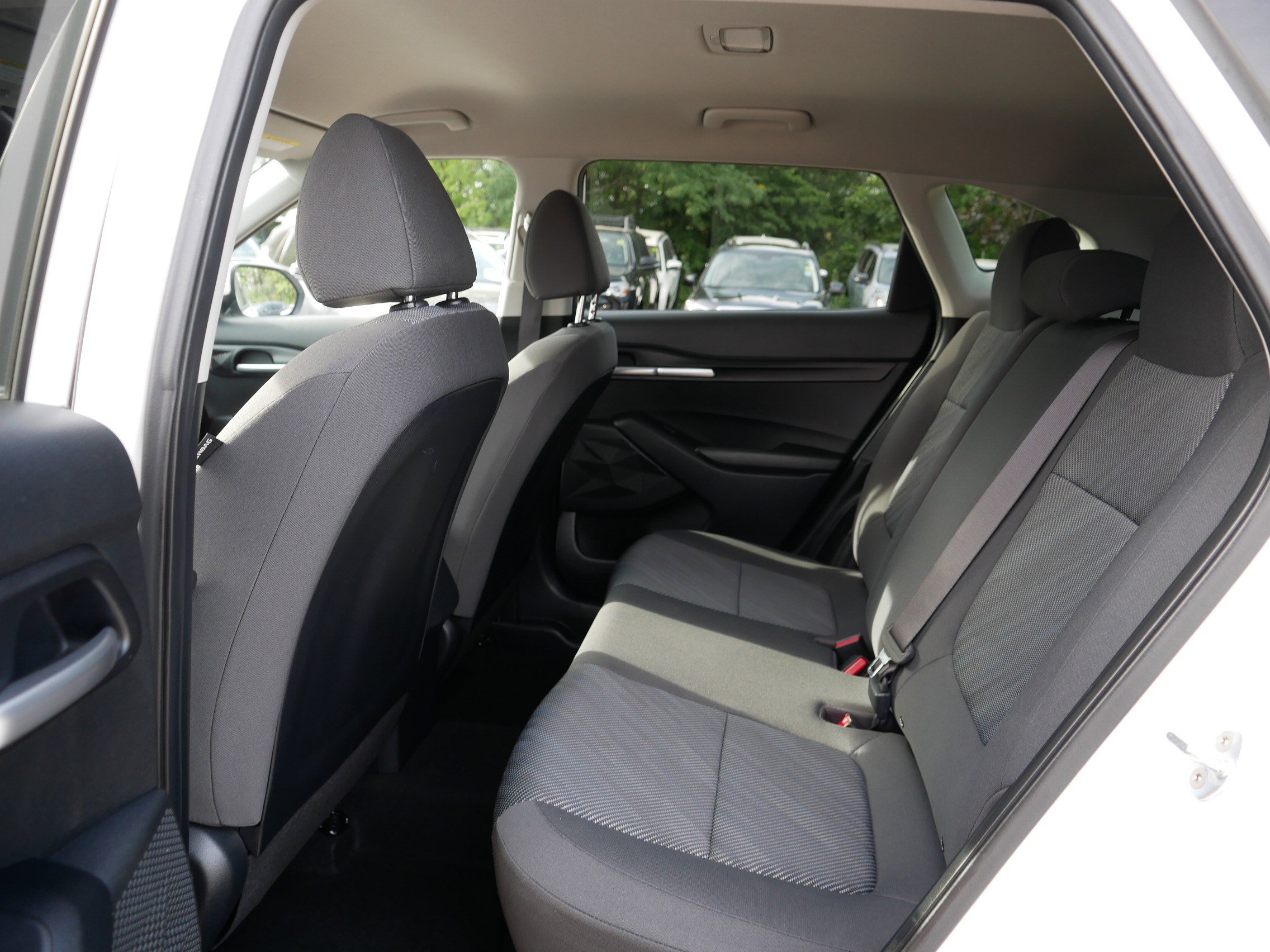 2023 Kia Seltos LX photo 30