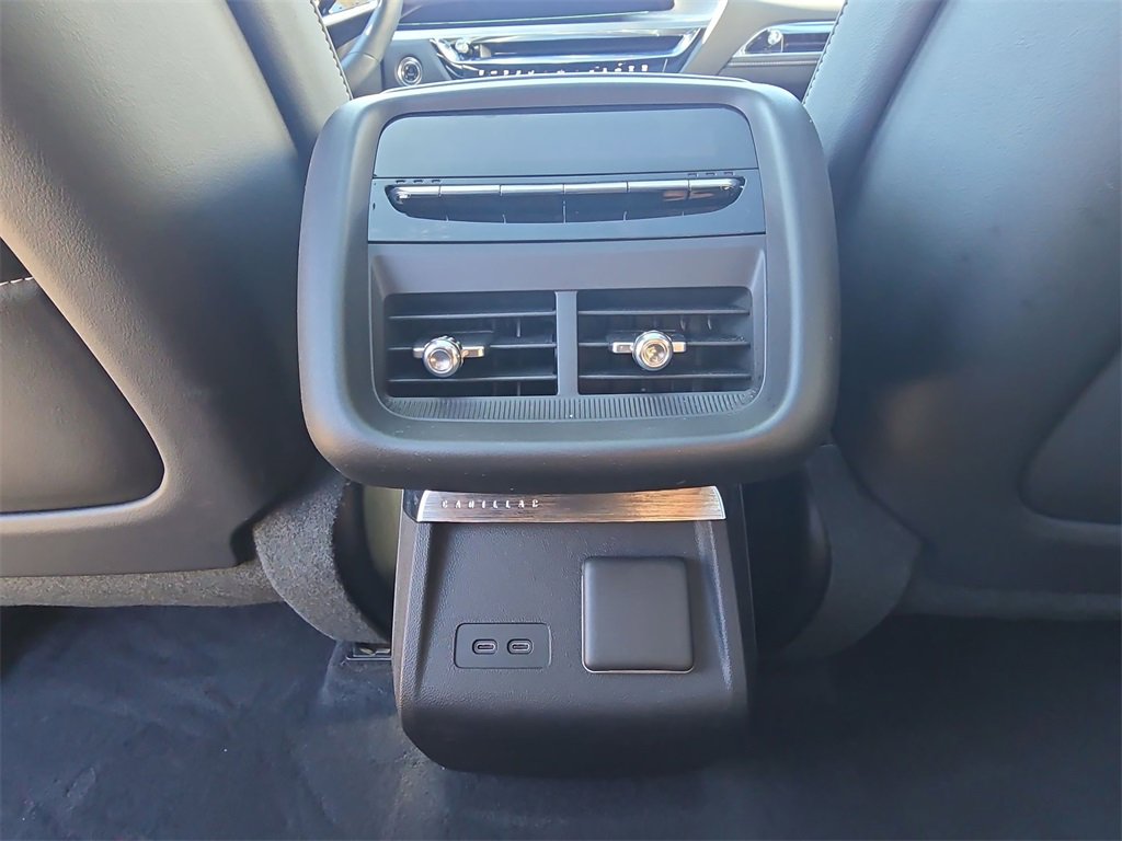 2024 Cadillac Lyriq Luxury photo 21
