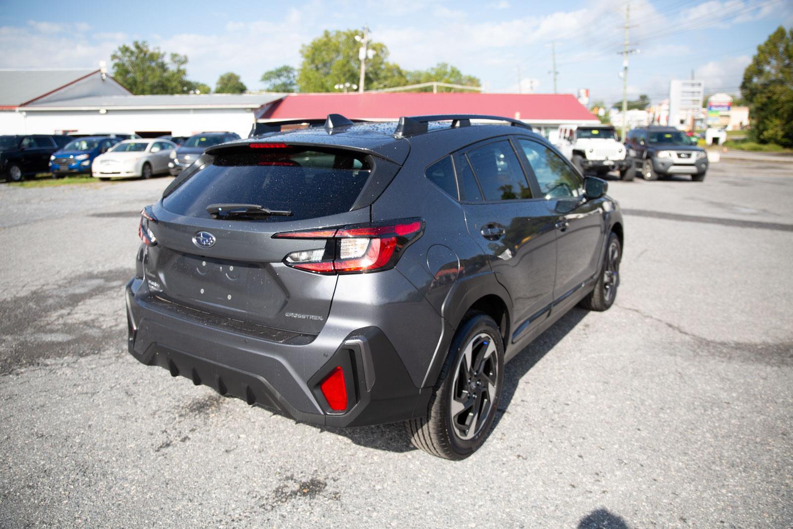 2024 Subaru Crosstrek Limited photo 3