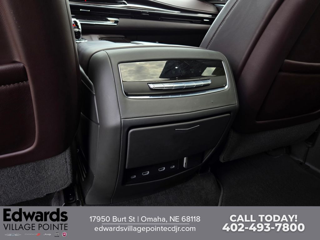 2022 Cadillac Escalade ESV Sport Platinum photo 27