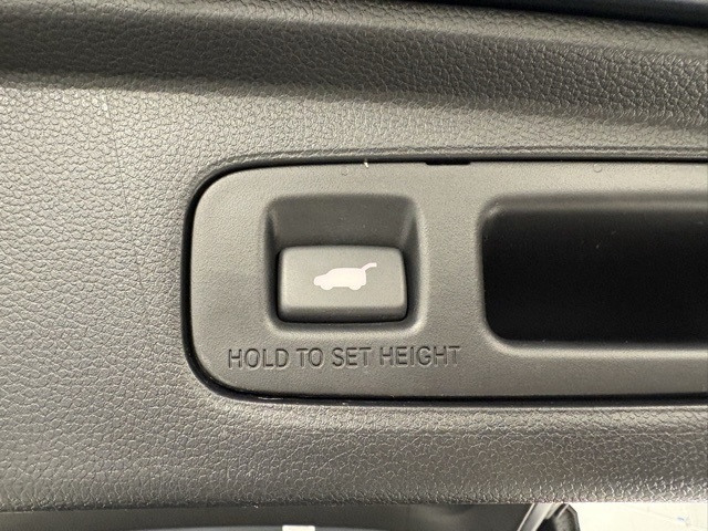 2023 Honda CR-V Hybrid Sport Touring photo 25