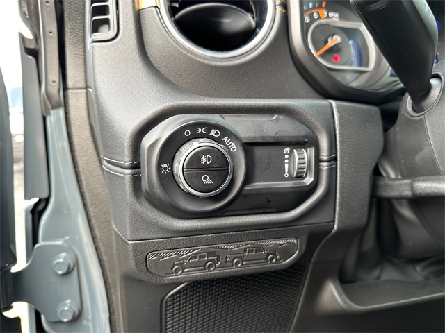 2025 Jeep Gladiator Sport photo 31