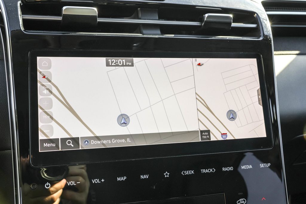 2024 Hyundai Tucson Hybrid Limited photo 3