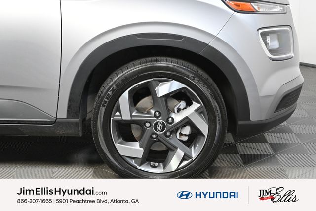 2023 Hyundai Venue SEL photo 30