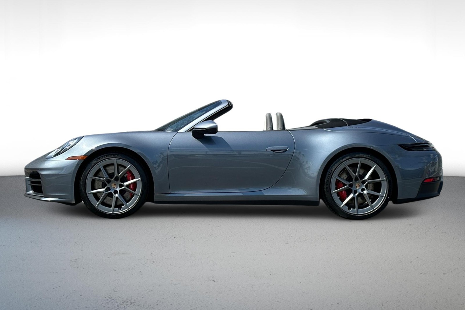 2026 Porsche 911 S Cabriolet photo 3