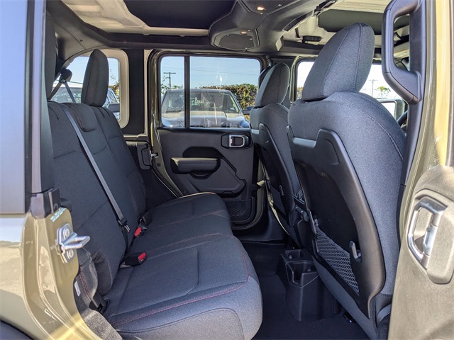 2025 Jeep Wrangler Rubicon photo 21