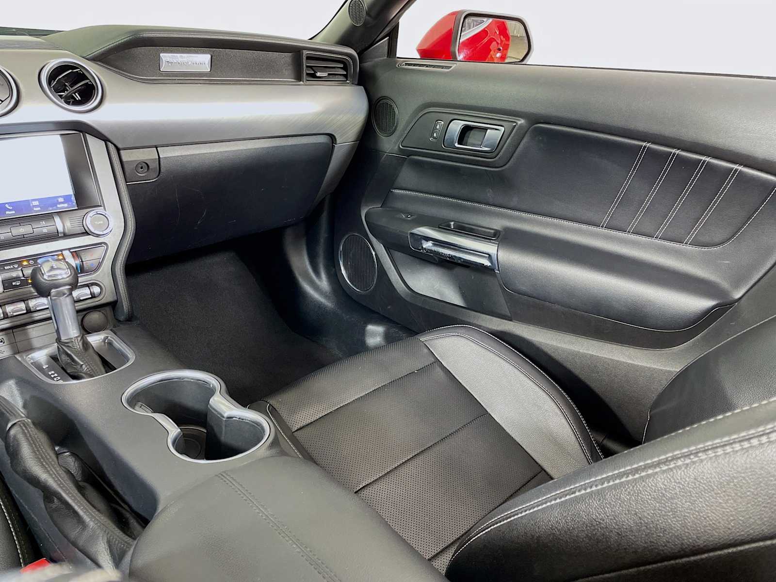 2022 Ford Mustang EcoBoost Premium photo 22