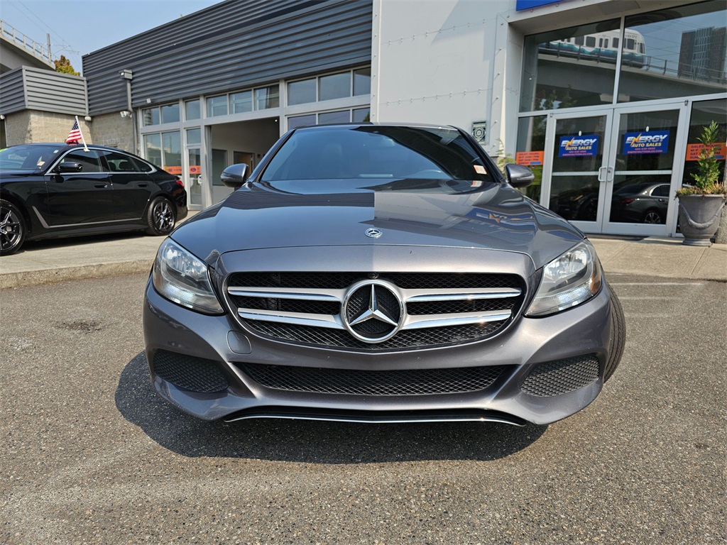 2018 Mercedes Benz C 300 photo 2