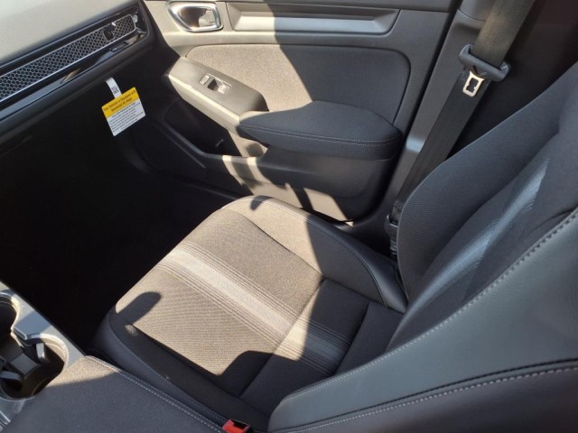 2025 Honda Civic Hatchback Sport photo 14