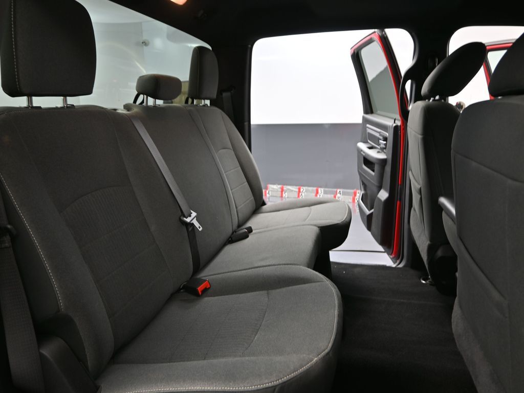 2024 Ram 1500 Classic Warlock photo 30