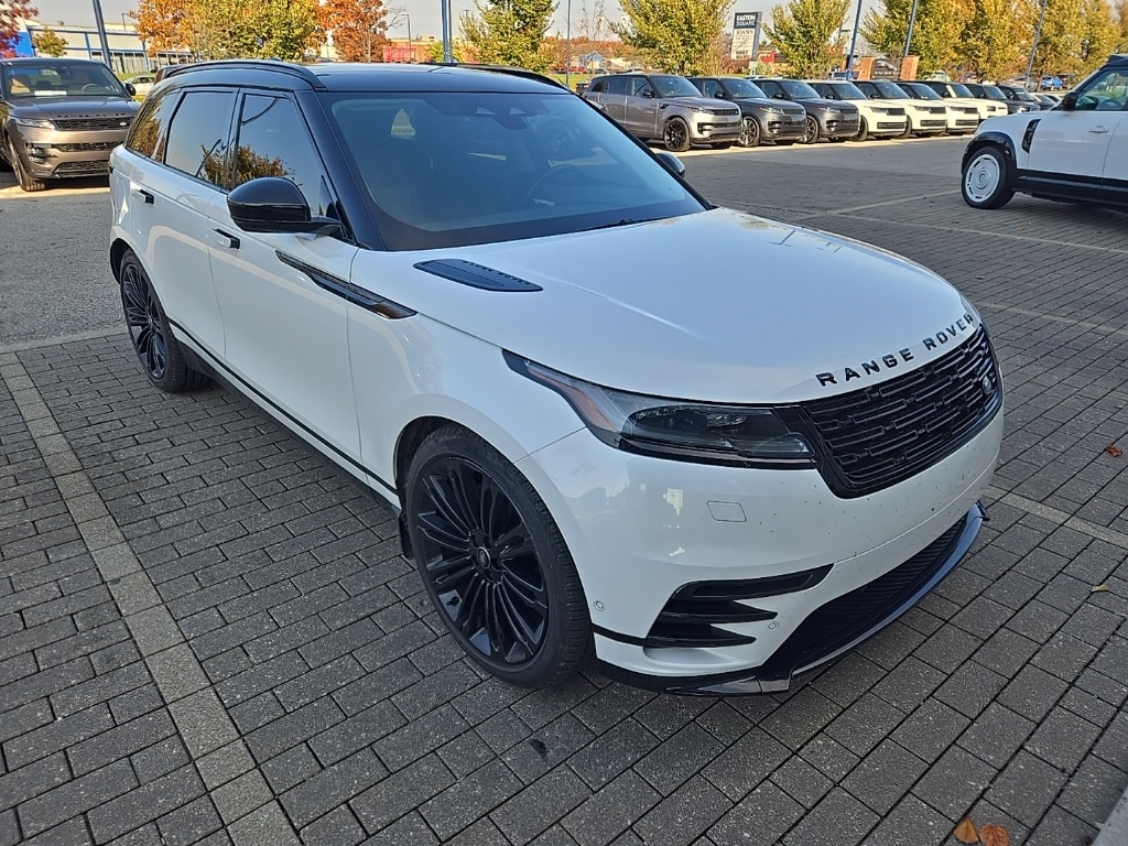 2025 Land Rover Range Rover Velar P250 Dynamic SE photo 4