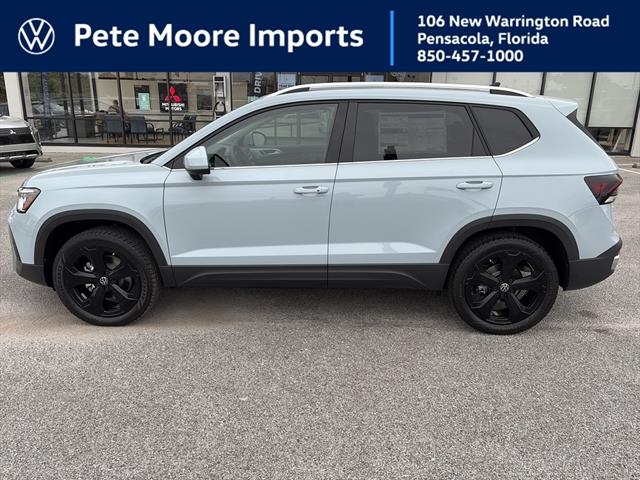 2025 Volkswagen Taos SEL's photo