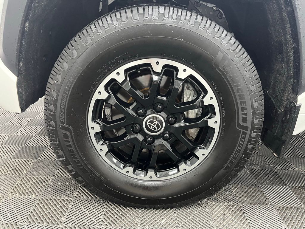 2022 Toyota Tundra SR5 photo 16