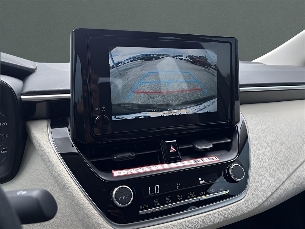 2025 Toyota Corolla LE photo 17