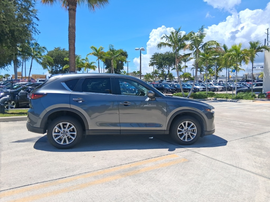 2023 Mazda CX-5 2.5 S Preferred photo 7