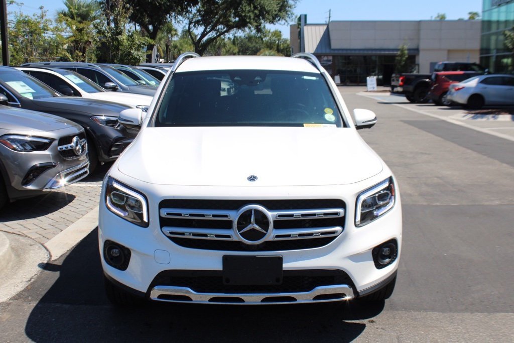 2022 Mercedes Benz GLB 250 4MATIC photo 2
