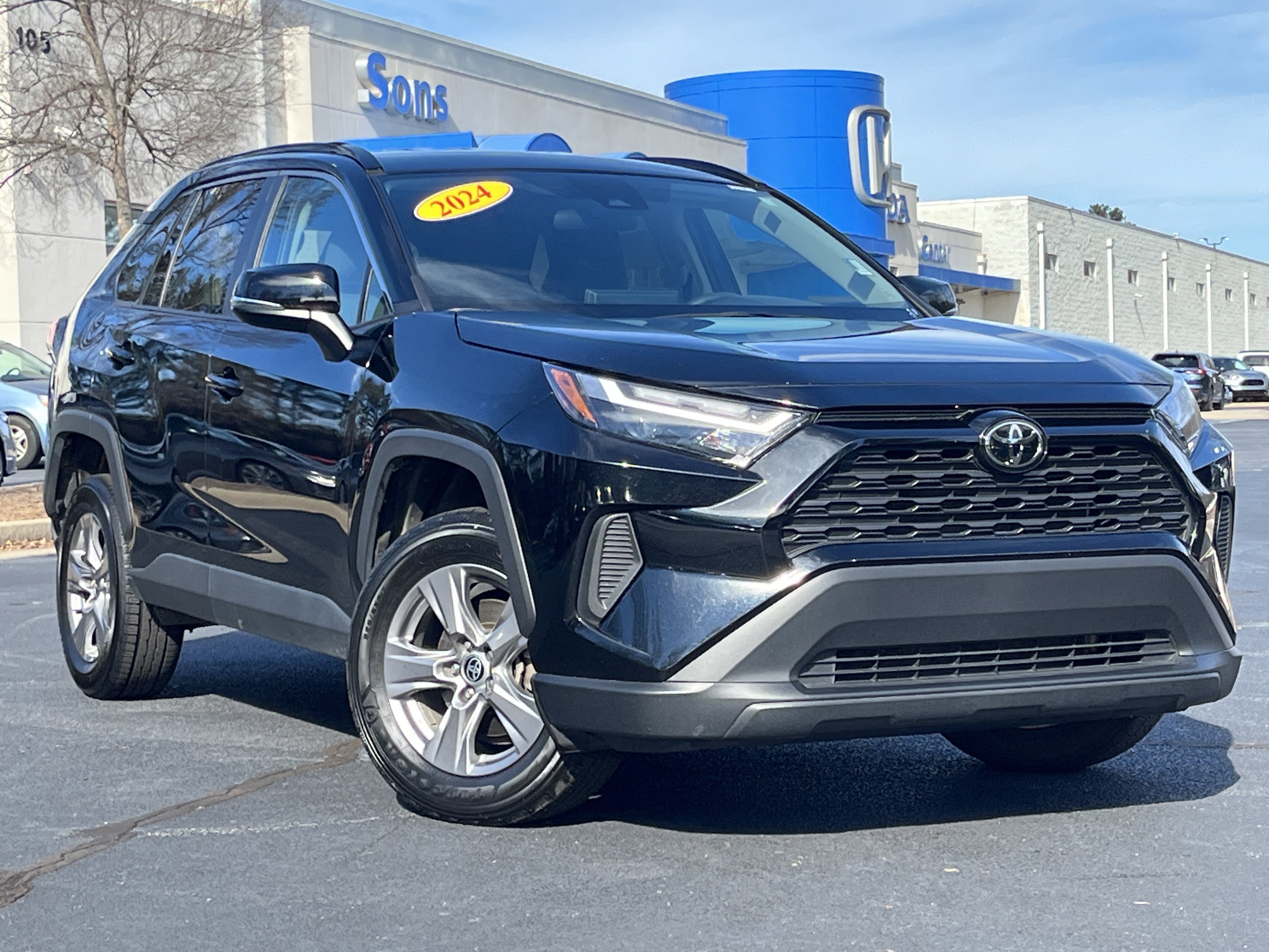 Used 2024 Toyota RAV4 XLE with VIN 2T3W1RFV1RW303778 for sale in Northfield, Minnesota