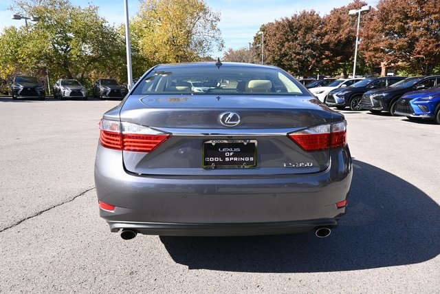 2013 Lexus ES 350 photo 4