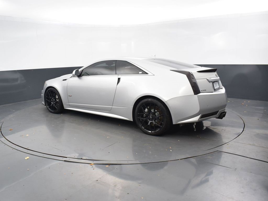 2011 Cadillac CTS V Base photo 4