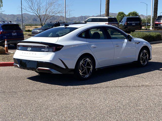 2026 Hyundai Sonata SEL Sport photo 3