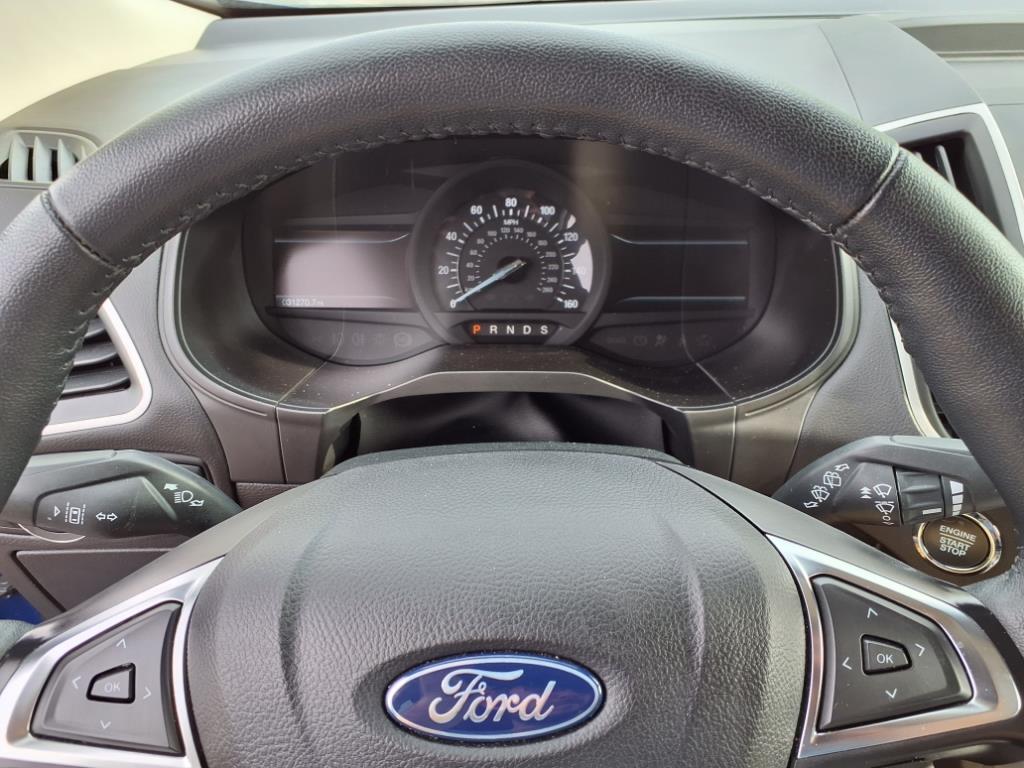 2024 Ford Edge SEL photo 17