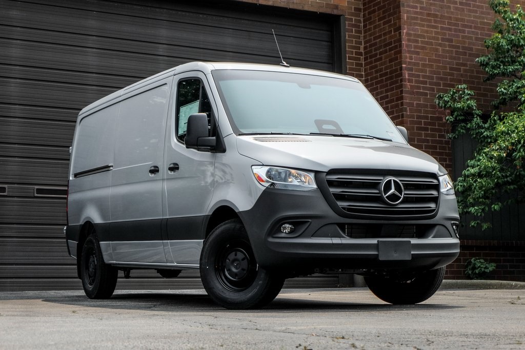 2025 Mercedes-Benz Sprinter Cargo Van Base's photo