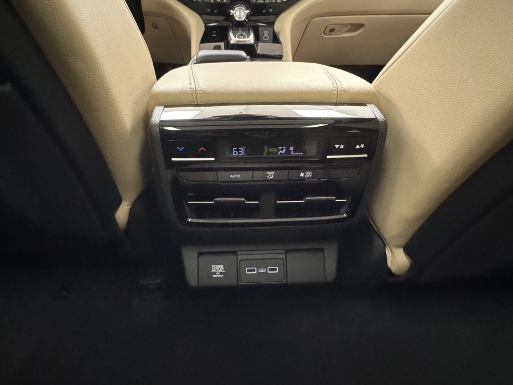 2023 Acura MDX SH-AWD photo 36