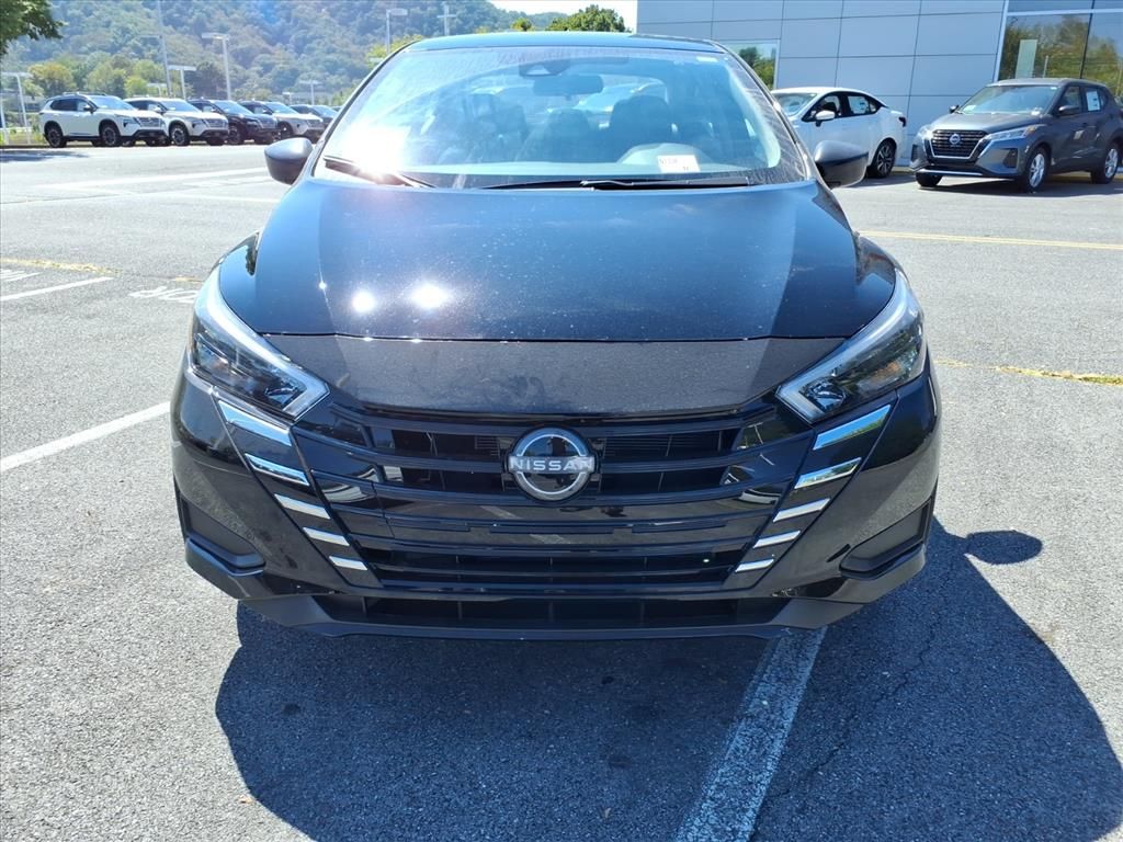 2025 Nissan Versa S photo 8