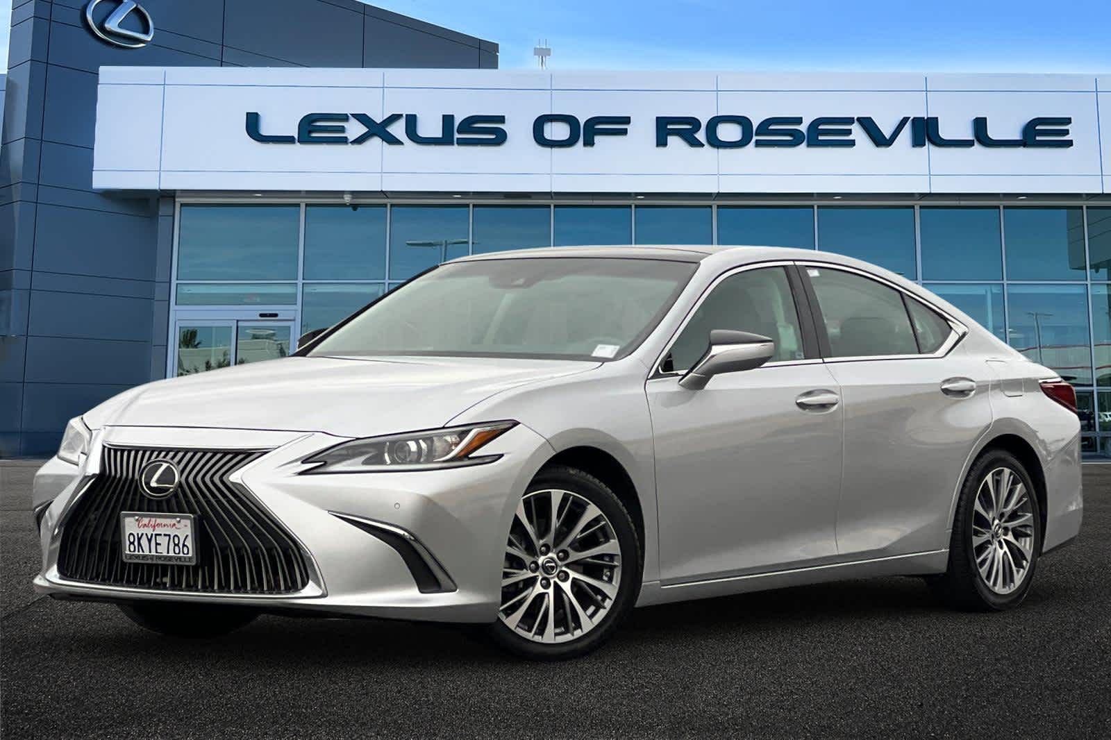 2019 Lexus ES 350's photo