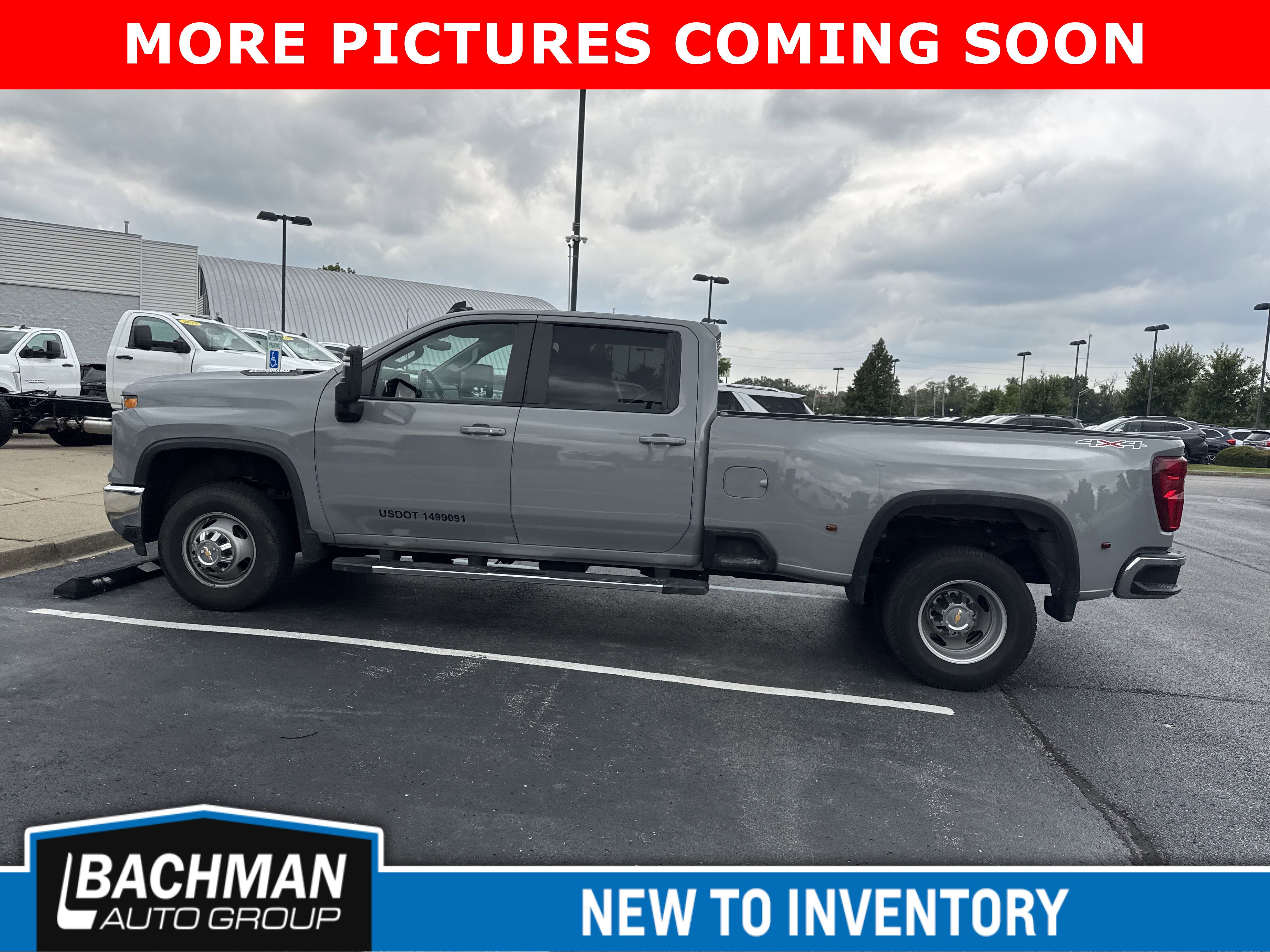 2024 Chevrolet Silverado 3500HD LT photo 4