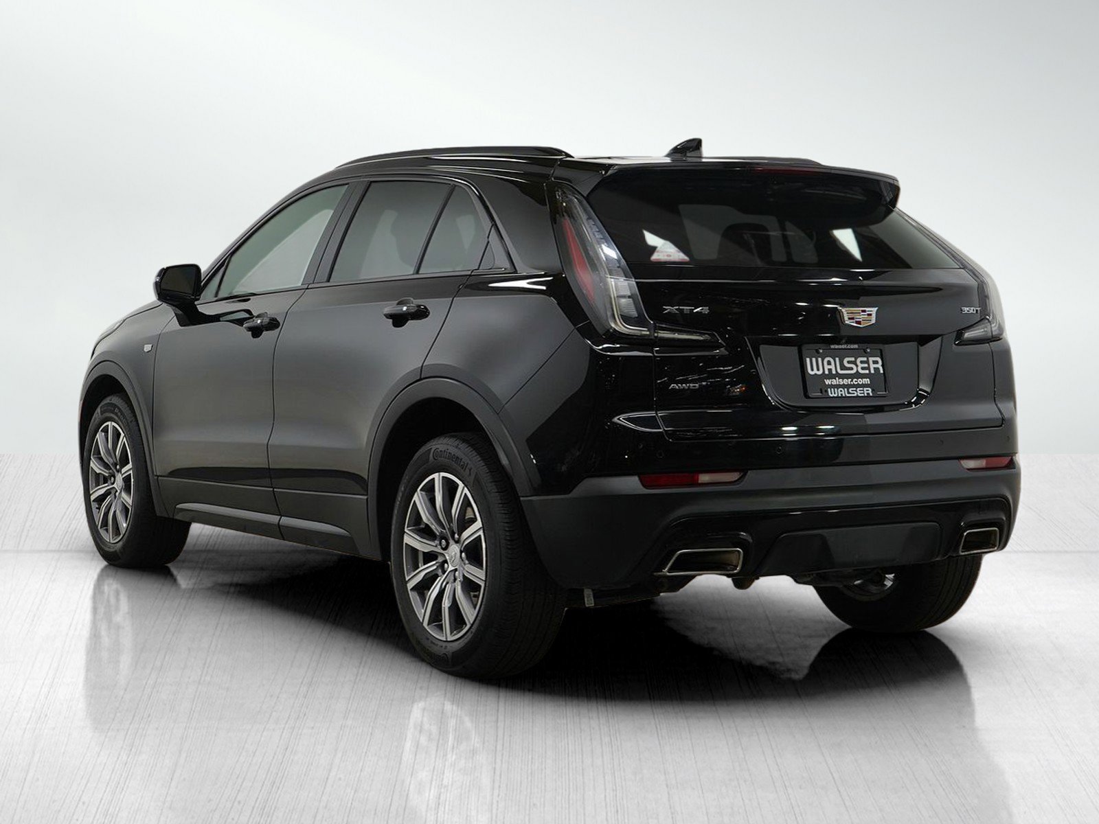 2023 Cadillac XT4 Sport photo 3