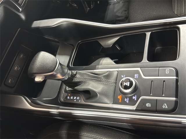 2023 Kia Sorento LX photo 18