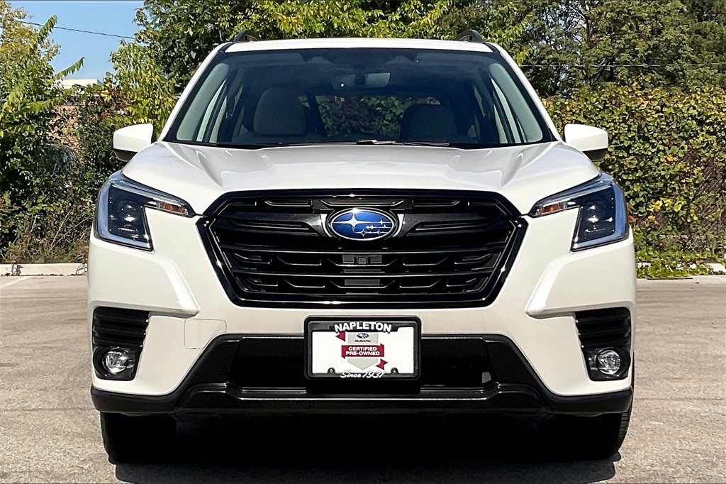 2024 Subaru Forester Premium photo 2