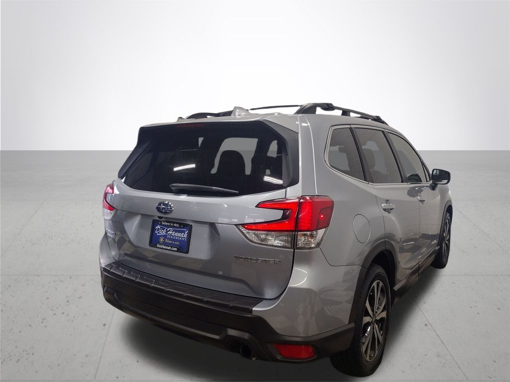 2020 Subaru Forester Limited photo 11