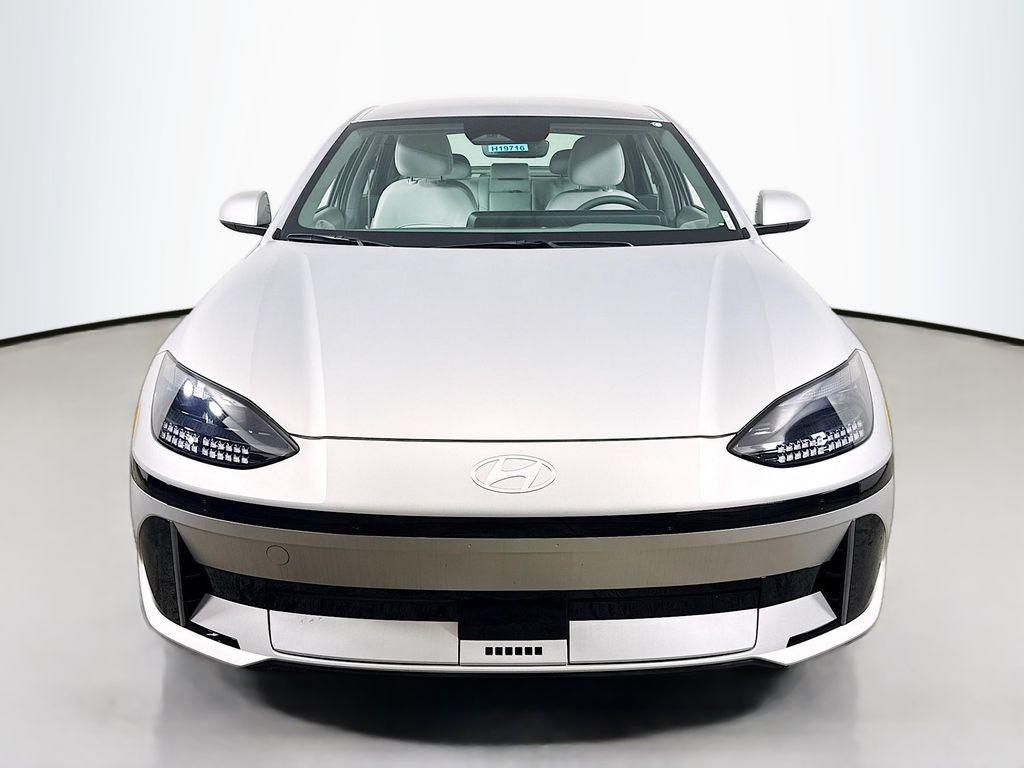 2025 Hyundai Ioniq 6 SEL photo 2