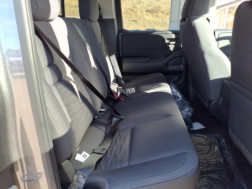 2026 Nissan Frontier S photo 4