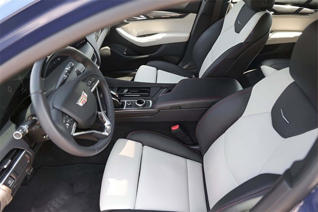 2025 Cadillac CT5 Sport photo 9