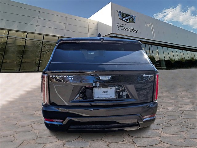 2025 Cadillac Escalade IQ Sport photo 4