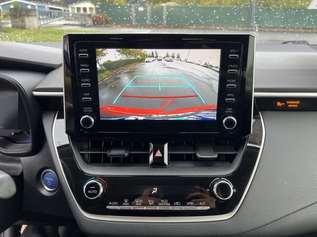 2020 Toyota Corolla Hybrid LE photo 18