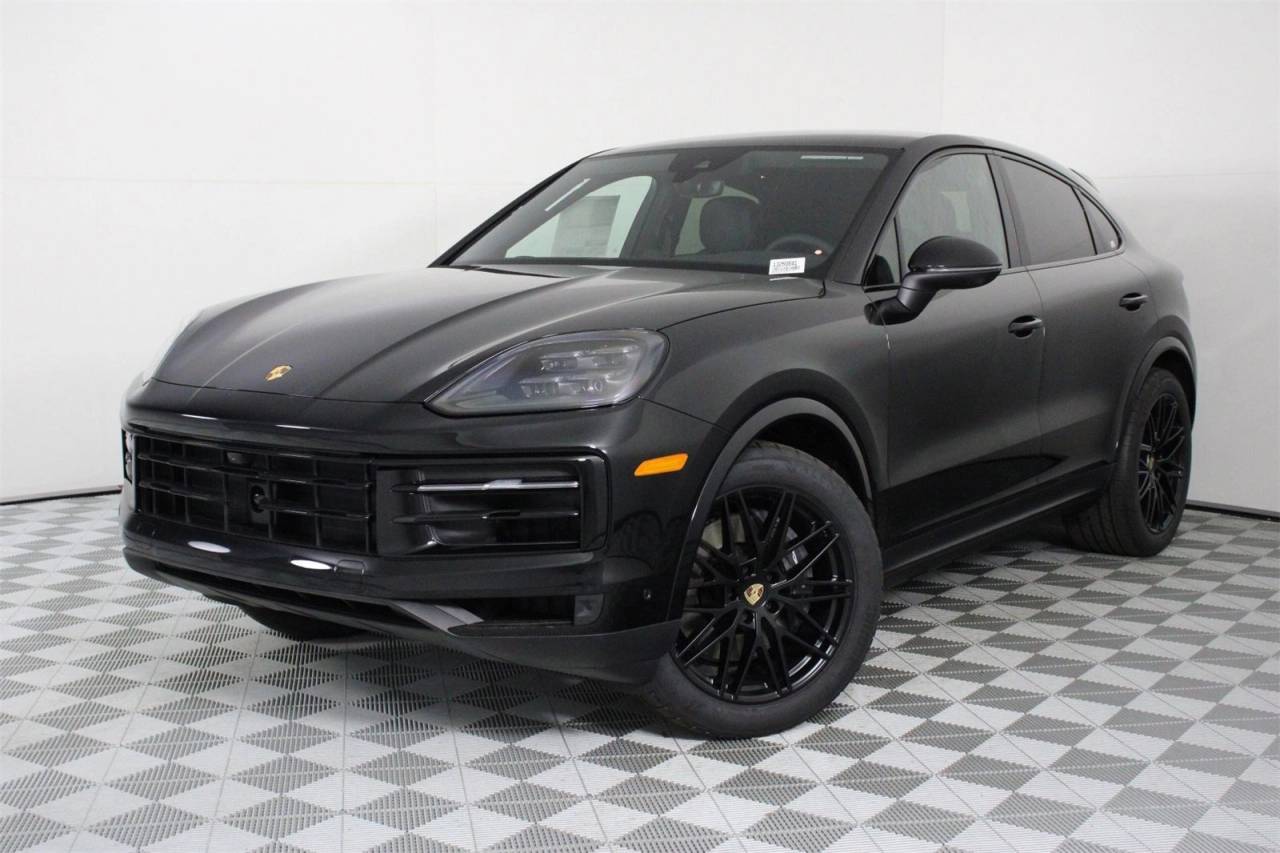 2025 Porsche Cayenne Coup Base's photo
